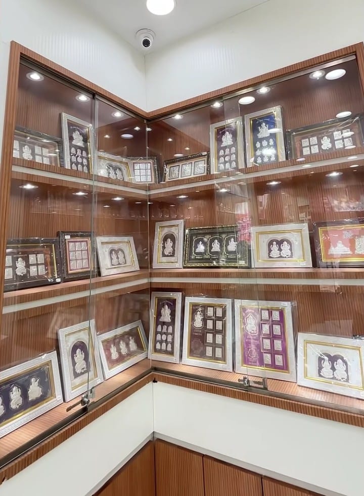 Luxury Necklace Collection