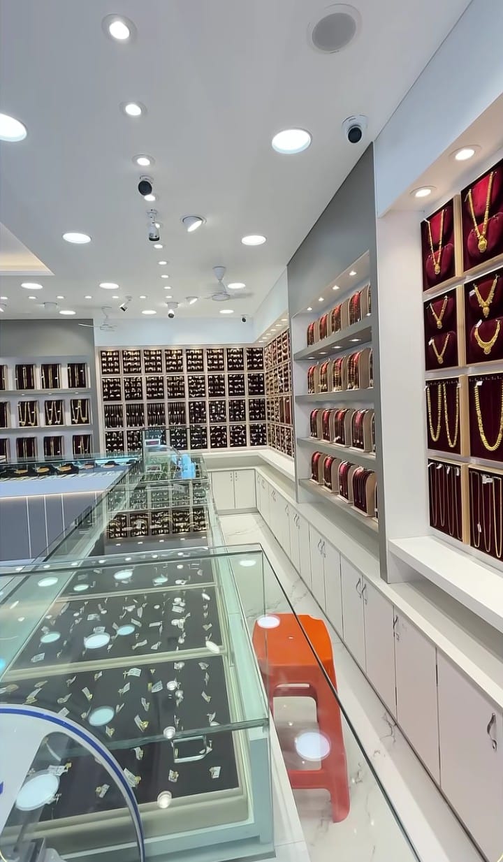 Diamond Rings Showcase